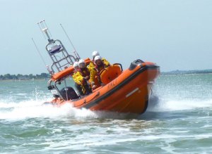 Lifeboat Collectables - RNLI lifeboat models and figurines